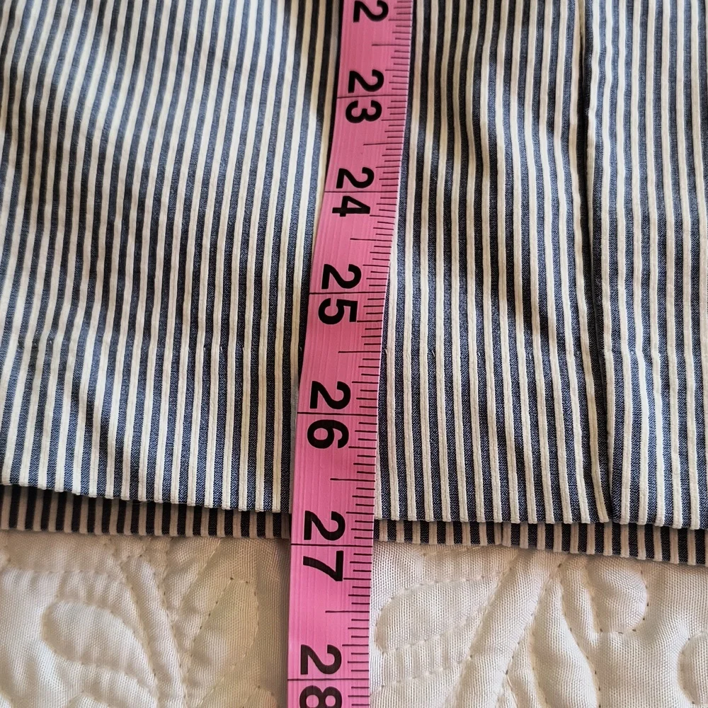 New York & Co Pencil Skirt Wmn's 18 Blue White Striped Seersucker Nautical - Picture 11 of 16